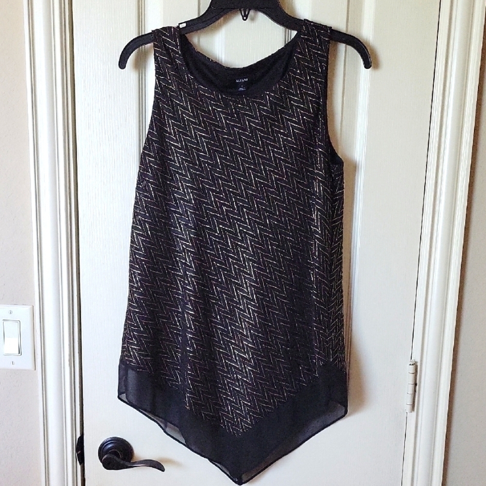Black And Gold Sleeveless Chevron Top NWOT